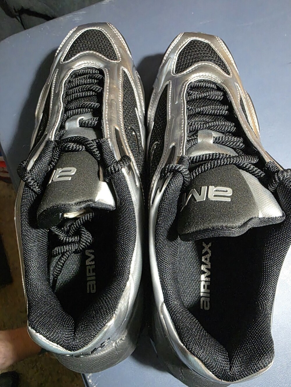 Nike Air Max Muse Womens Size 10.
